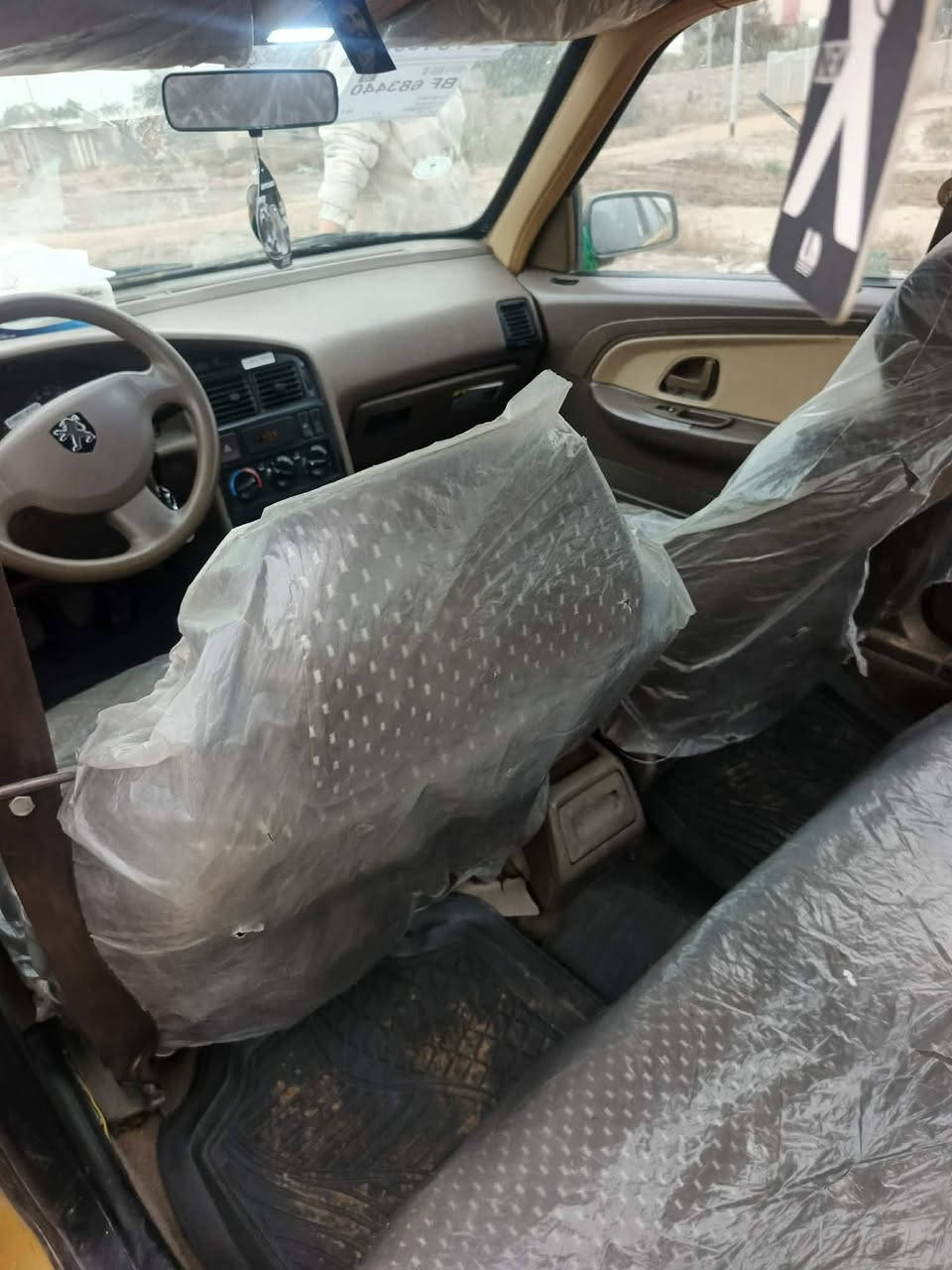 السلام عليكم سياره بيجو لبيع 405،  مكلف بل نشر  رقم الهاتف  ***********
