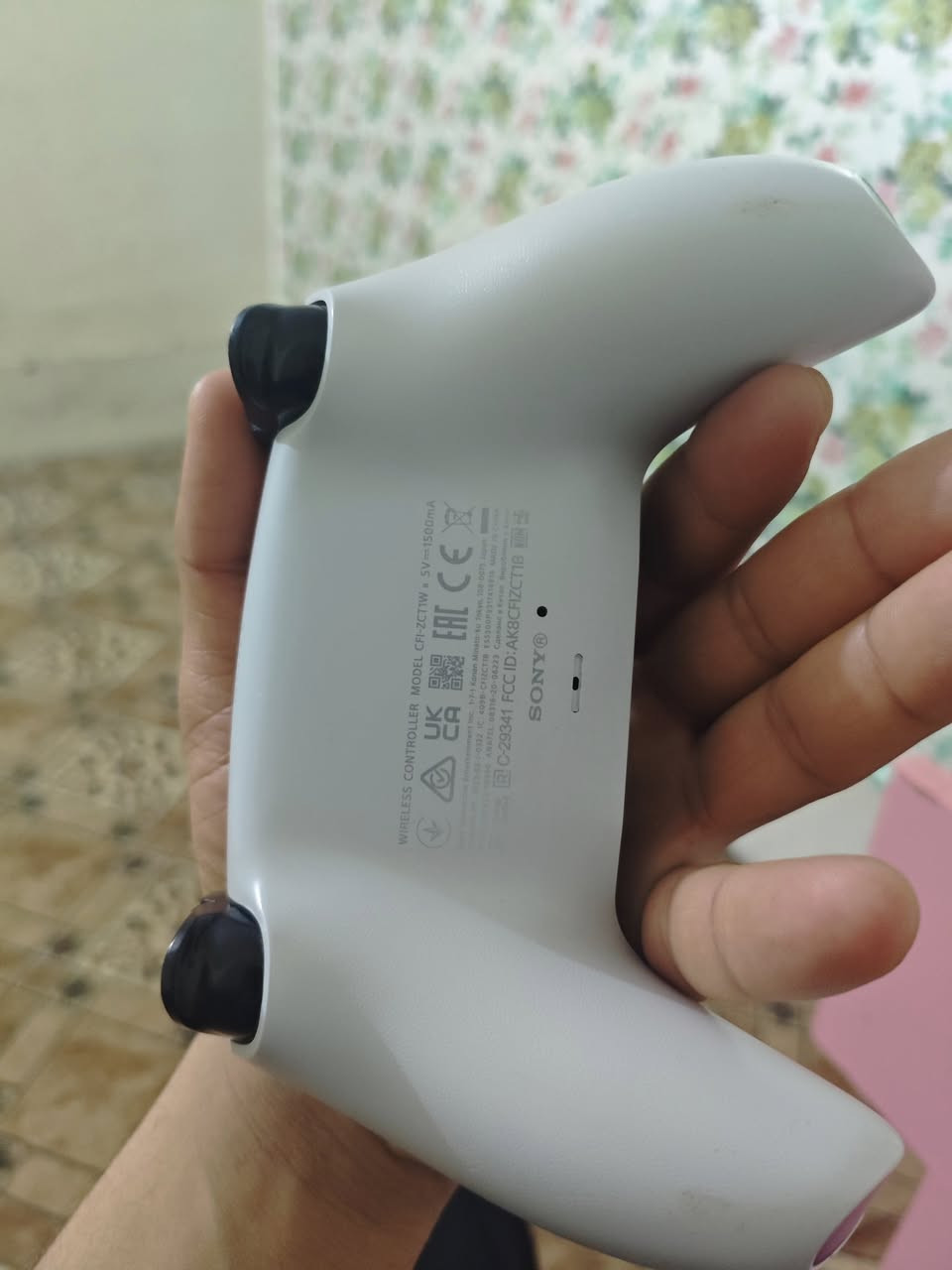 جوستك بلي 5 فايف اصليه كيوره مغناطيس سعر 40 قفل وعندي جوستك نتيندو سويج اصليه ام النشرا ب15


**إذا كنت صاحب هذا الإعلان وتريد حذفه لأي سبب، رجاءا أرسل رسالة إلى الدعم الفني**