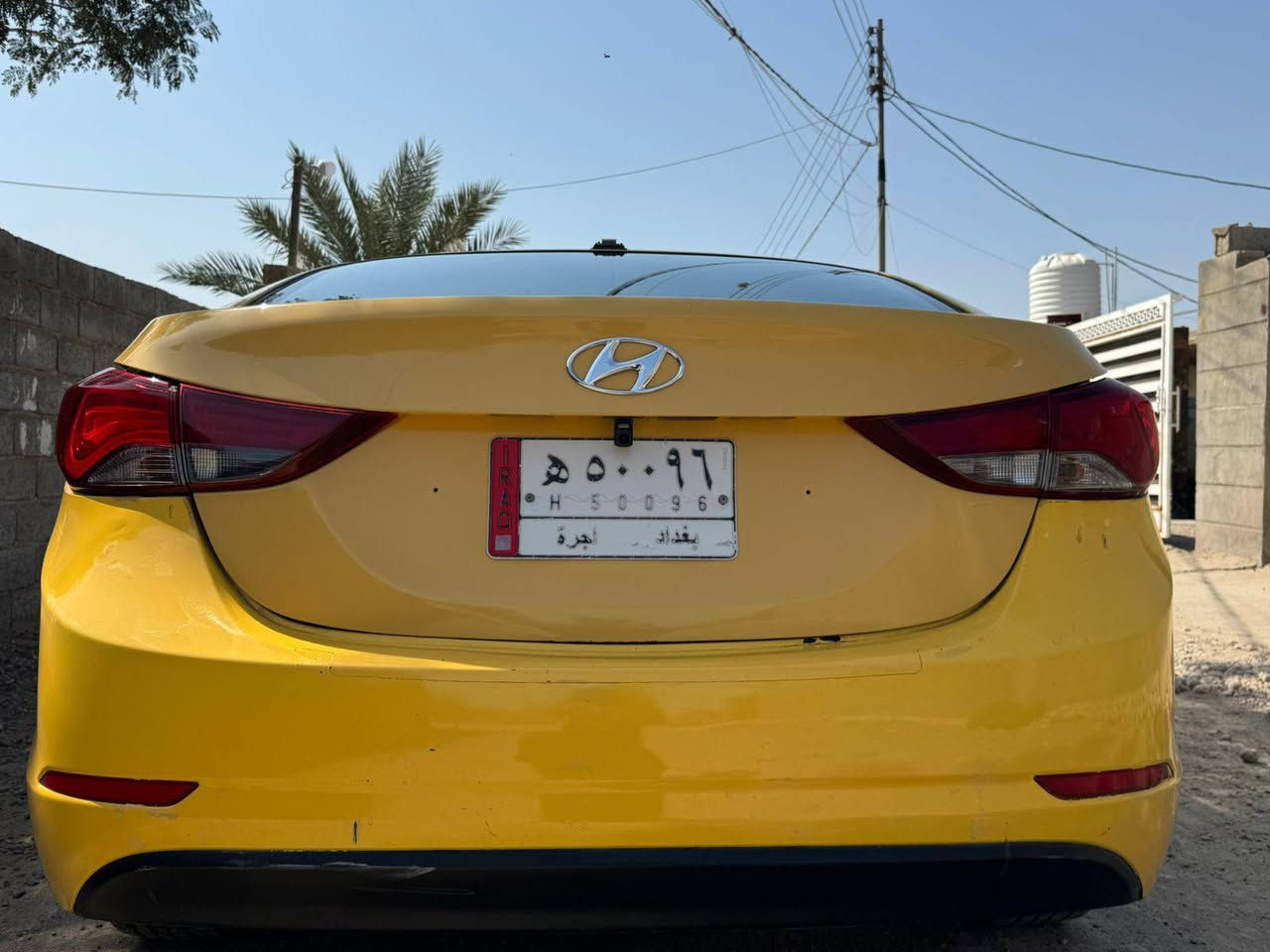 السلام عليكم.... للبيع النترا 2016 وارد أمريكي حادثها بنيد وقبق الصندوك مبدلات أصلية  بدون دواخل مكفوله من لغد وشاصي وحوض فقط بس البنيد وقبق الصندوك مكينه 1800 دوش السياره خير من الله صور الحادث بالمنشور مكاني بغداد... ابو غريب السعر ب112 وبيها مجال للأستفسار ***********
***********
