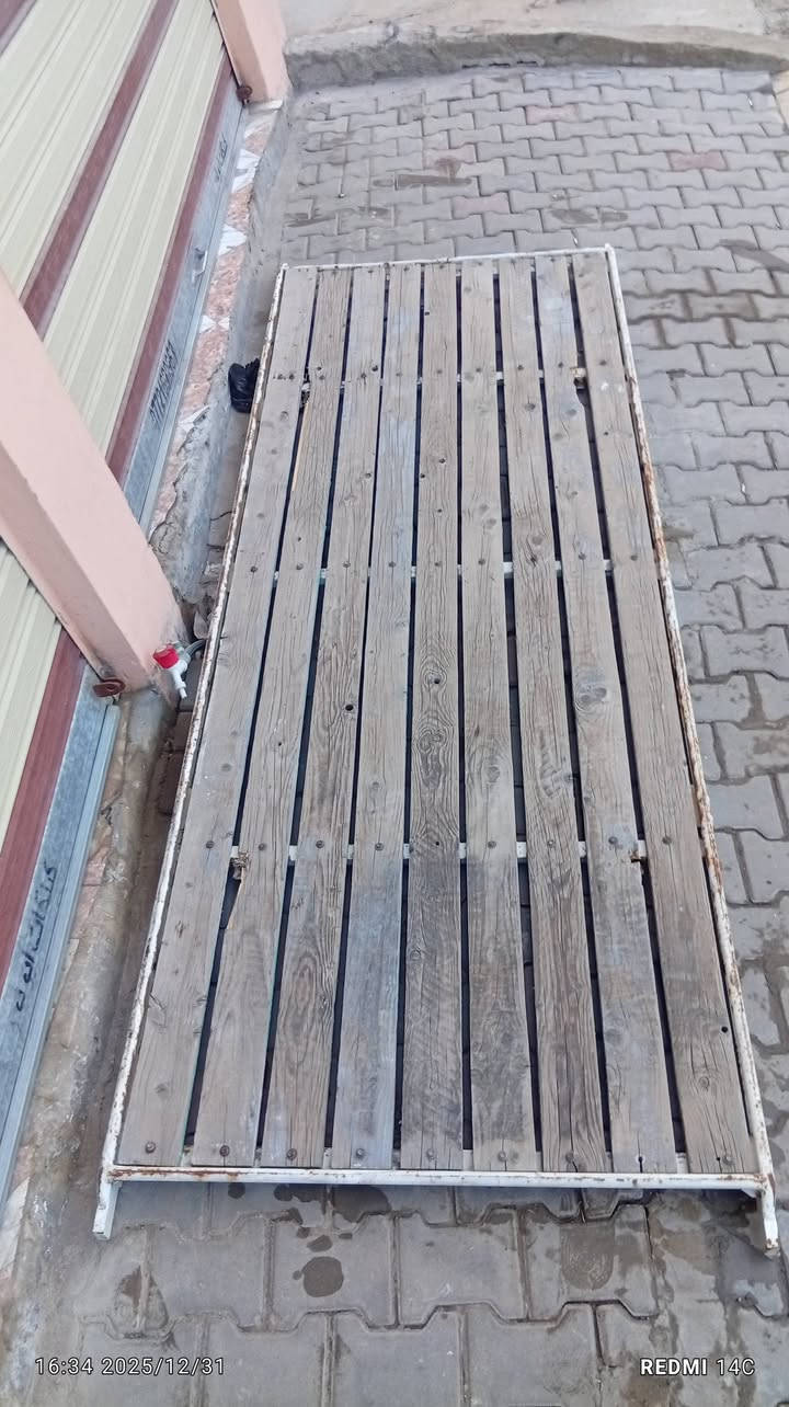 سيبايه للبيع سعر 75
كشنات للبيع انصاف لاستفسار 
***********
