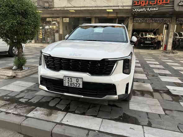 السلام عليكم .للبيع سورنتو 2025 خليجية مكفوله كفاله عامه 
رقم بغداد ب اسمي محرك 4 سلندر  ماشية 6 الاف فقط 
ويل 20 
صندوك كهرباء 
انارة محيطية 
كير ماوس 
3 قطع تبريد 
7 راكب 
السعر 290 
الاستفسار الاتصال على رقم ***********
مكان السيارة الناصرية قضاء الرفاعي
