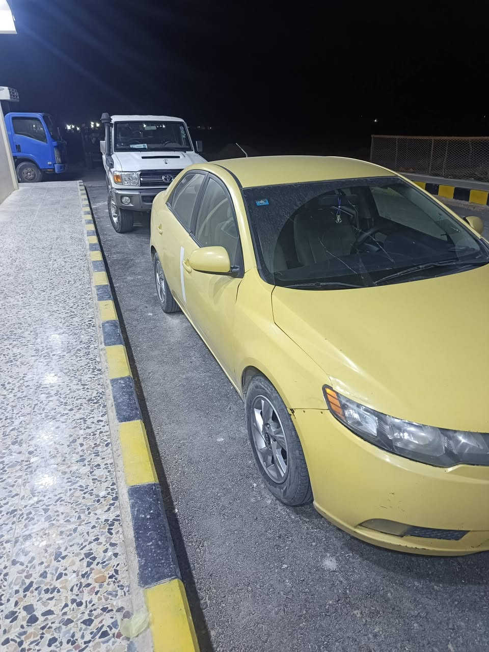 فورتي 2013 أمريكي حادث جاملغ واصله لغد وباب مصلح تبديل بنيد وجاملغ ايمن مكينه صوت راجز تبريد شغال جام جوبي بدون سنتر لوك سياره محور غاز انسه الصرف رقم بغداد سنويه ل28 السعر 80 وبيها مجال ***********
