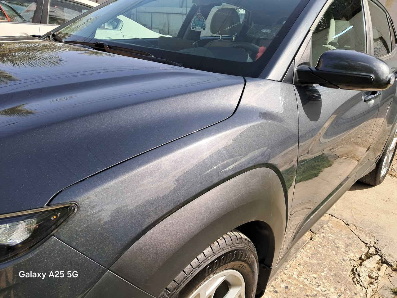 سلام عليكم هونداي كونا موديل 2022 بغداد السياره فول عدا الفتحه محرك 2000 دوش وارد اميركي ضربته خلفي جاملغ وصندوق مصلح ومصبوغ وباب خلفي امبدل ولاستفسار ***********
مكاني بغداد حي الخضراء
