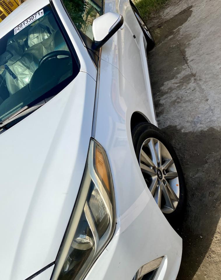 السلام عليكم
سوناتا موديل (2017 ) وارد أمريكي 
صور الحادث موجوده الضرر فقط الحادث 
الباقي السياره كلها (كفالة عامة)
كير مكينه حداديه كلة كفالة 
رقم بغداد تحويل ثاني يوم 
السعر 130$ 
مكان السيارة ميسان 
للاستفسار اكثر (***********)
