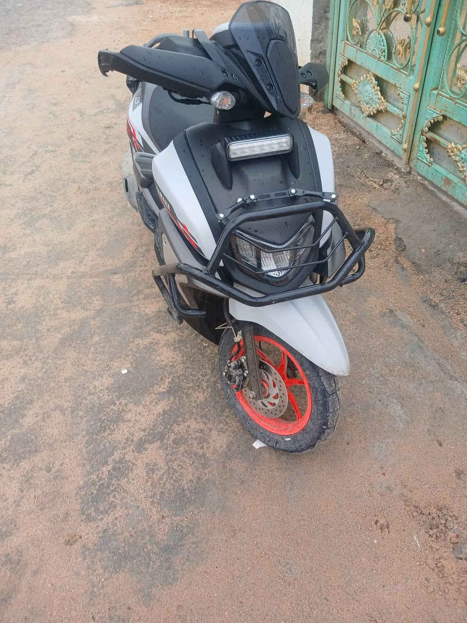 للببع سعر ٢٣٠٠ مكفوله كفاله صاله شهر ونص من طالعه مديل ٢٥ ***********
