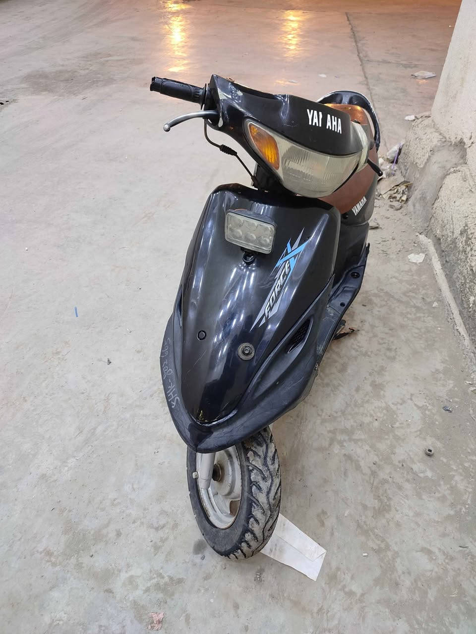 سلام عليكم شباب دراجه ماكس قجمه للبيع نضيفه ما مفتوحه اوراق السعر 450وبيها مجال *********** عمارة, ميسان
