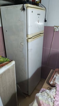 براد • نظيف • للبيع