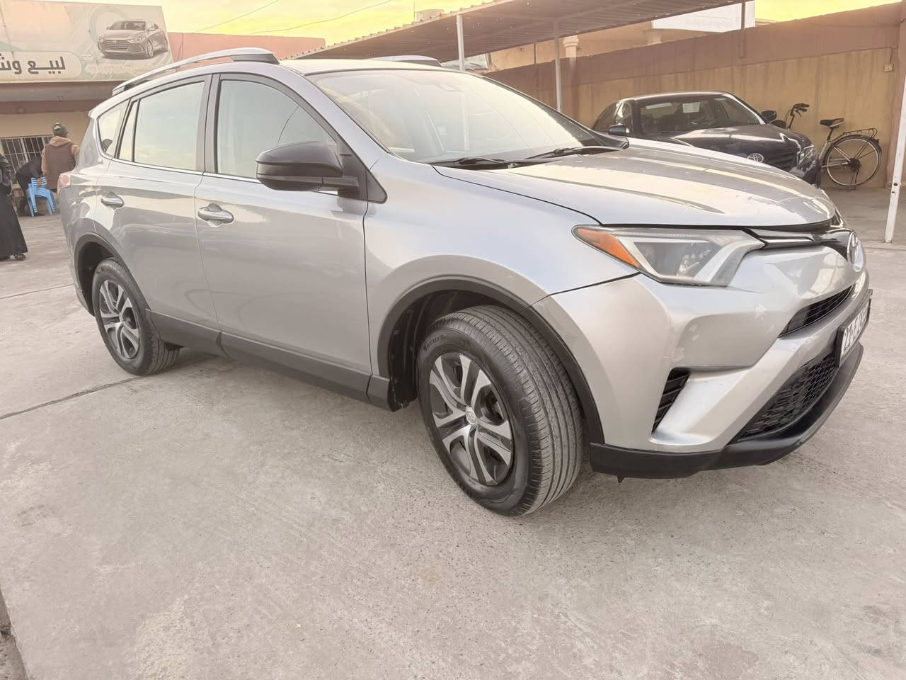 السلام عليكم للبيع راف فور بسعر مناسب ب158 وبيها مجال ويرهم مراوس
وارد امريكي Le
صور ضرر مرفق بل منشور 
ضررها جاملغ امامي وبونيد مالها بلادي ومصلح
  شرط بدون دواخل وشرط بدون شواصي 
كير ومحرك شرط 
جاهزه السياره اي مصرف ما تحتاج ما جناي غير البانزين ودهن ومتخلي عليها 
السعر 158 ويرهم مراوس 
مكان سياره صلاح الدين (بيجي)
***********
***********
