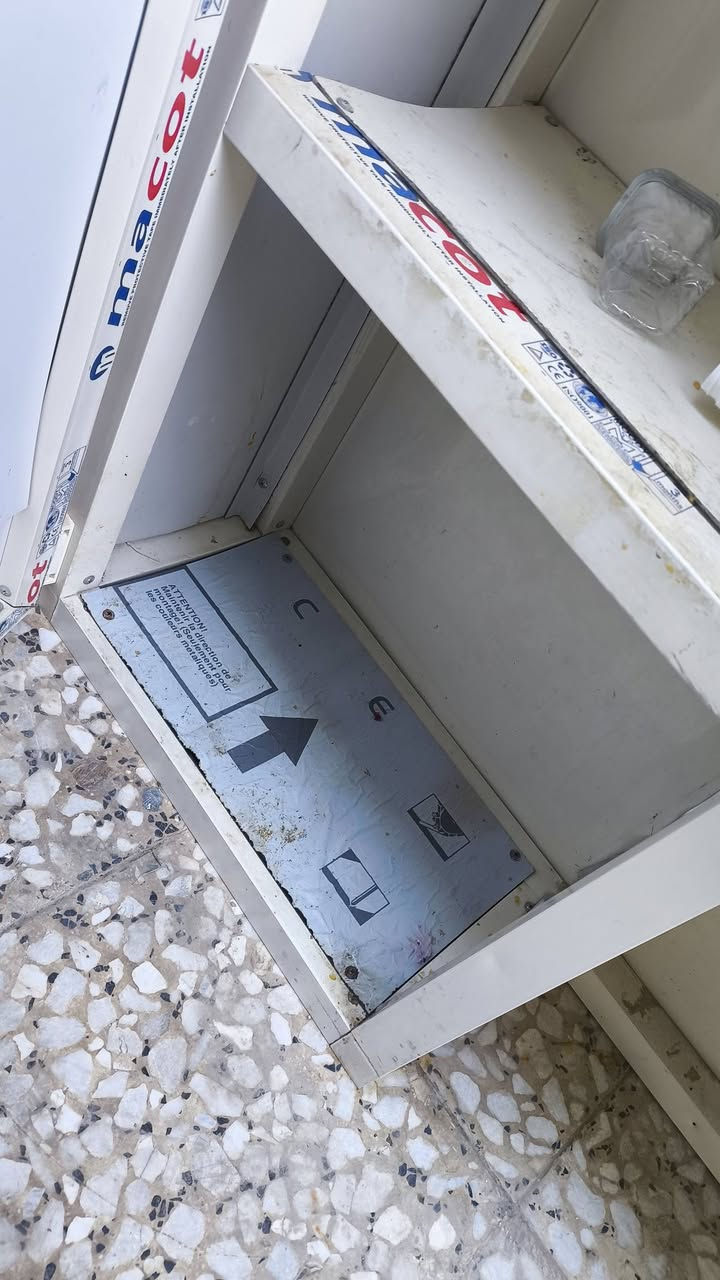 السلام عليكم 
كاونتر قطعتين بدون سنگ القطعة الارضية يحتاجلها صيانه
سعره 85 وبي مجال قليل موجود بطويريج ابو جوعانه


**إذا كنت صاحب هذا الإعلان وتريد حذفه لأي سبب، رجاءا أرسل رسالة إلى الدعم الفني**