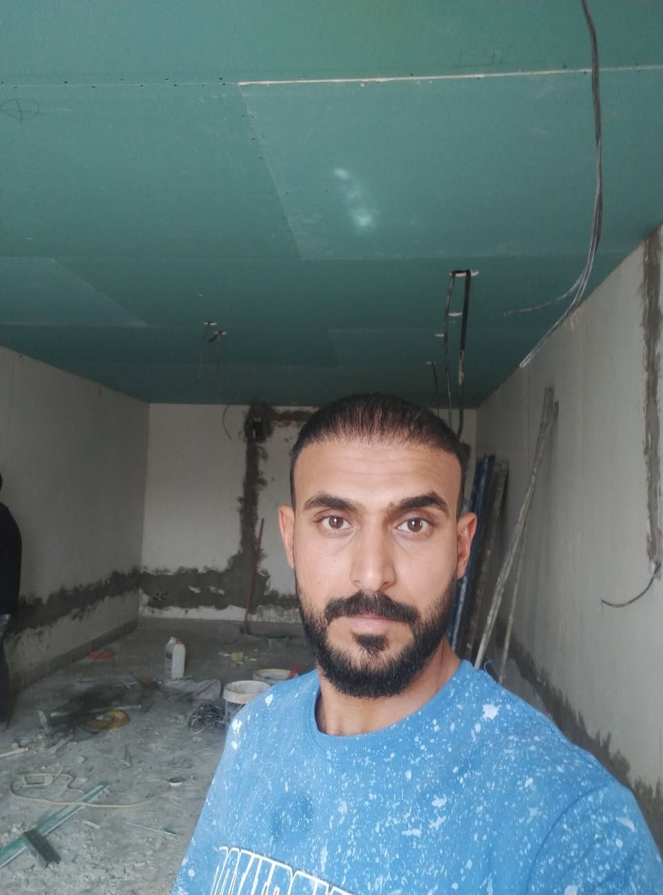 سلام عليكم جزء من عملي الوجهات الفوم والطلس صبغ داخلي وخارجي الستفسار ***********وتساب
