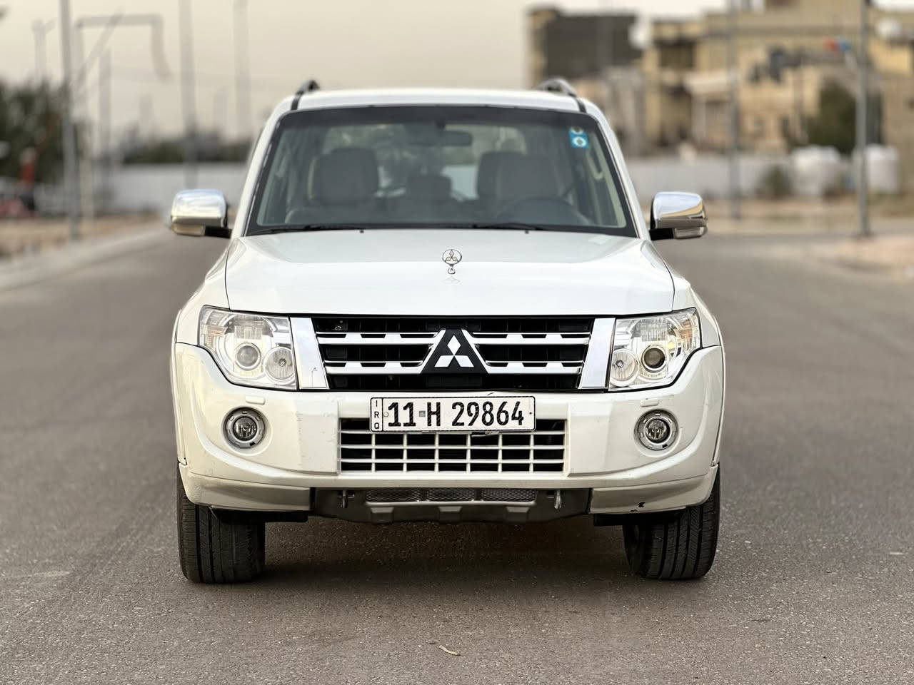 السلام عليكم

باجيرو ٢٠١٣ باسمي هزة ورقم جديد
٦ سلندر
ثلاث قطع تبريد
كشنات جلد دمام خلفي
فور ويل 
تخم تاير جديد 
فول عدا الفتحة 
ماشية ١٤٢
كفالة عامة من الصبغ 

السعر 158
***********
