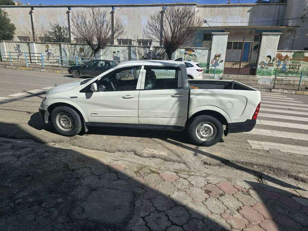 سانگیۆنک مۆدیل2011 سەنەوی تازەیە دەبڵ ئەکسلە بێ دەعولێدران جێ جێی سبوغە بەشەرجی شانوسەق فی هیجی بێوەنەبێ 
سعری67
ژم***********
ژم*********** السليمانية, العراق
