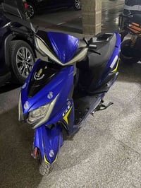 دراجة شحن نوع سكنس لون ازرق السرعة 60 حقيقي ملف 1500 مديل 24 بيها بس ل...