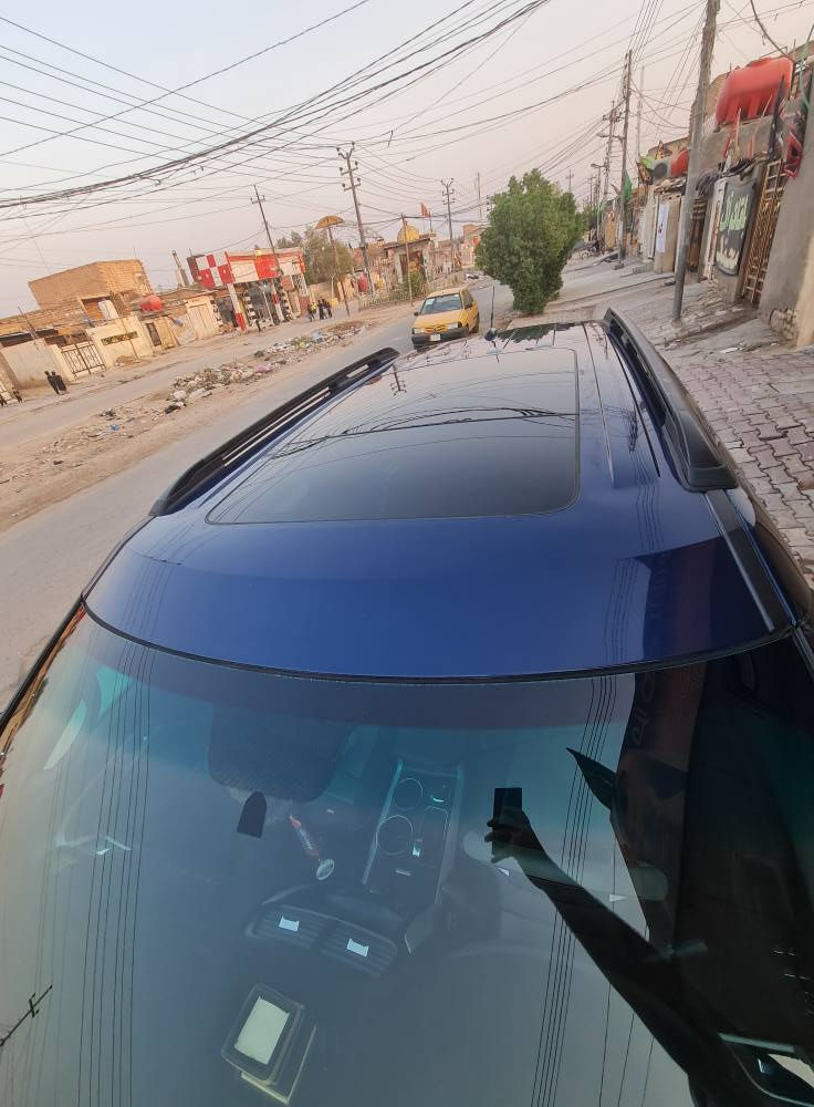 السلام عليكم 
فورد اكسبلور 2012 

مواصفات XLT 
بانوراما 
كشنات جلد تدفئة 
تحكمات ستيرن 
شاشة جبيرة 
7 راكب 
مكينة 6 سلندر 3600

كير مكينة مكفولات السيارة ماشية 140 الف كيلو 

السيارة داخلة للعراق كلين بدون ضربة
داخلة تقرير غرق 
بالعراق صار بيها شخط باب العبري والوراه نصبغن كلير بدون معجون نصبغ وياهن الجاملغ الامامي توحيد لون 
بيها معجون كد شبر بخشم البنيد 

رقمها واسط ب اسمي تريد تحويل تريد وكالة
السعر 125 ورقة وبيها مجال ترهم مراوس حسب القناعة

*********** عمارة, ميسان
