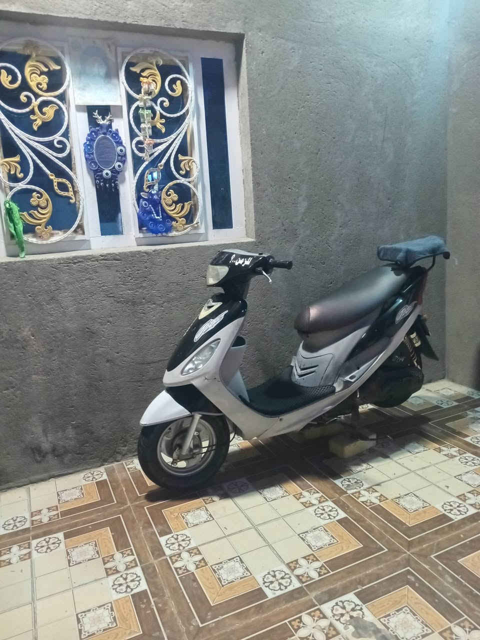 السلام عليكم ماكس منغولي كله بلاد ختم واحد واحد نضافه كدام عينك كامله سلف هندر ماكو اي نقص كهربائيات كله شغال وبلاد السعر 700وبيها مجال رقمي *********** وموجود خاص مكاني بابل محاويل حي 17تموز
