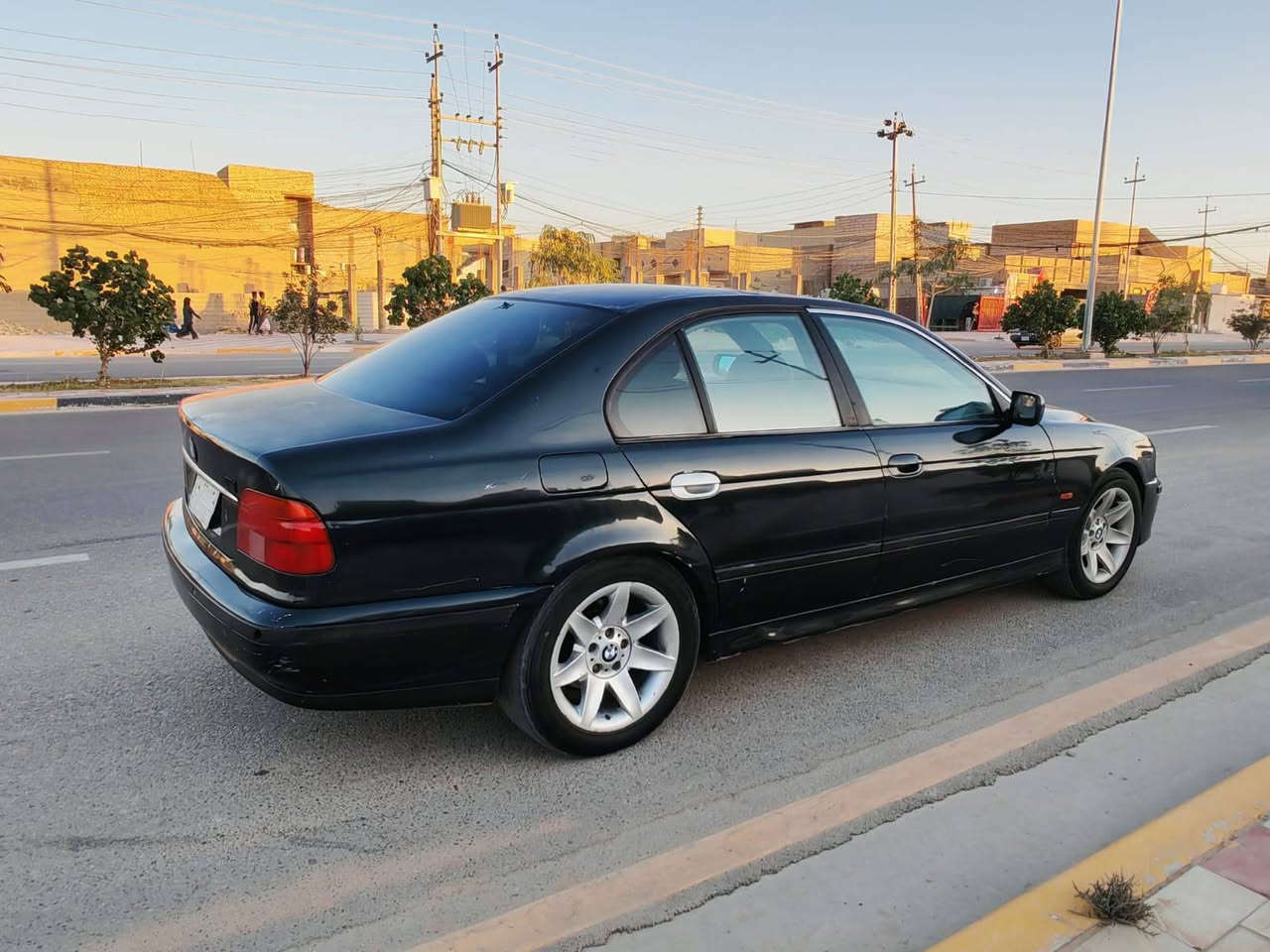 بي ام صقر مديل 2000حجم 540مكينه8 مكينه وكير شادهن جدد كهربائيات كله شغاله مواصفات فول فتحه تحكم ستيرن برد بلاديه دبل جام ستيرن كهربائي تبريد شغال سنويه ما صاقطه لل27رقم بغداد مكان السياره كربلاء السعر 59وبيه مجال بصيط ***********
