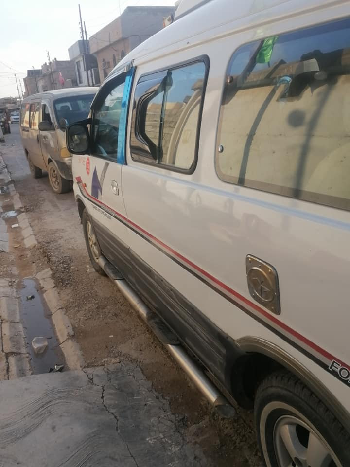 سلام عليكم ورحمة الله وبركاته كيا استاركس موديل ٢٠٠٧ رقم ديالى اللون ابيض رقم انكليزي السياره مكفول تخم تأيرات  تبريد وتدفئه شقال مكان محافظة ديالئ خان بني موديل (***********)
