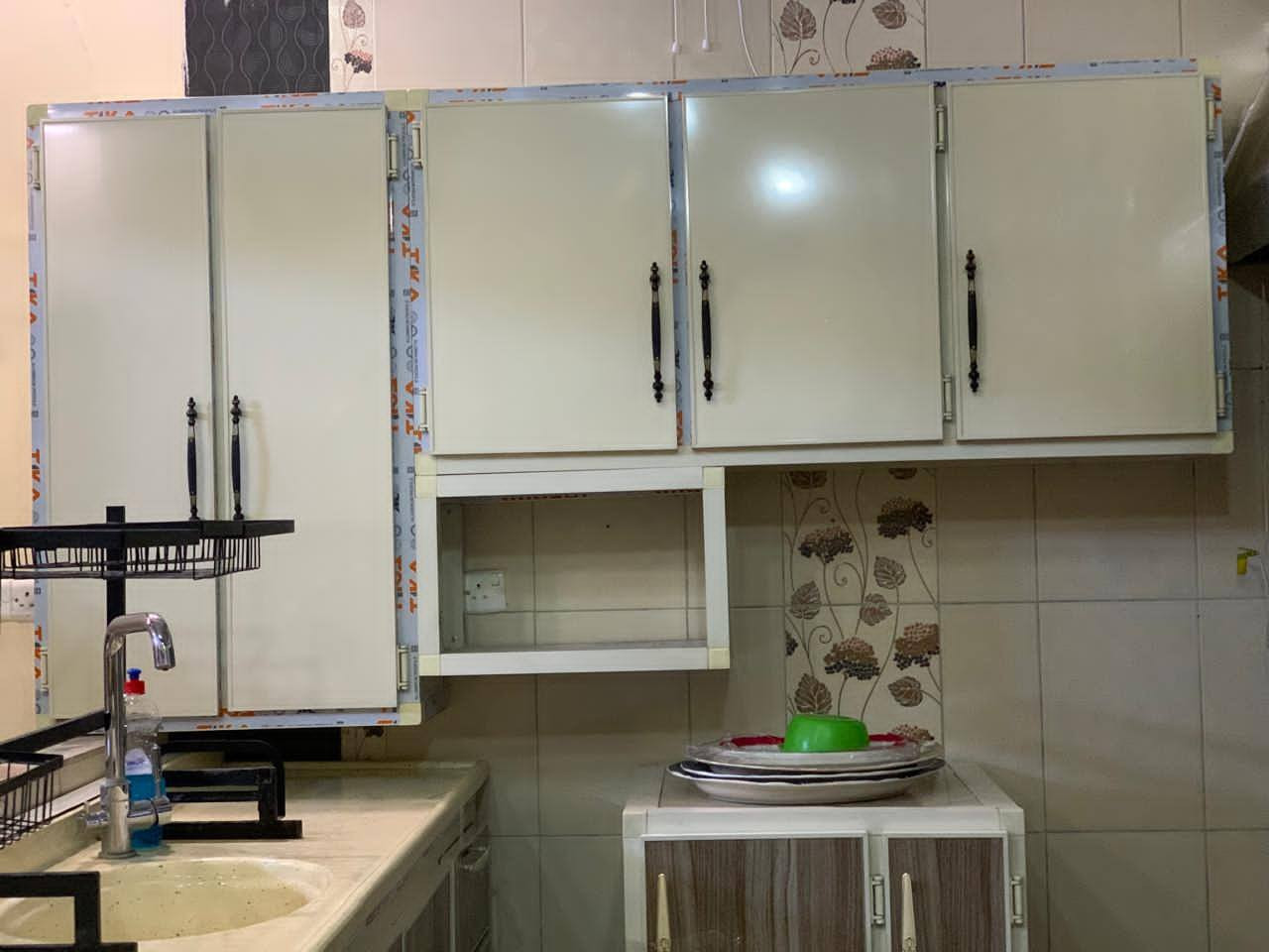 سلام عليكم
كاونتر للبيع استعمال قليل توصا مترتين ونص مرمر 
سعر٣٠٠ 
قنفات ثنين سعر١٥٠ 
وكريكورت سعر٧٥


**إذا كنت صاحب هذا الإعلان وتريد حذفه لأي سبب، رجاءا أرسل رسالة إلى الدعم الفني**