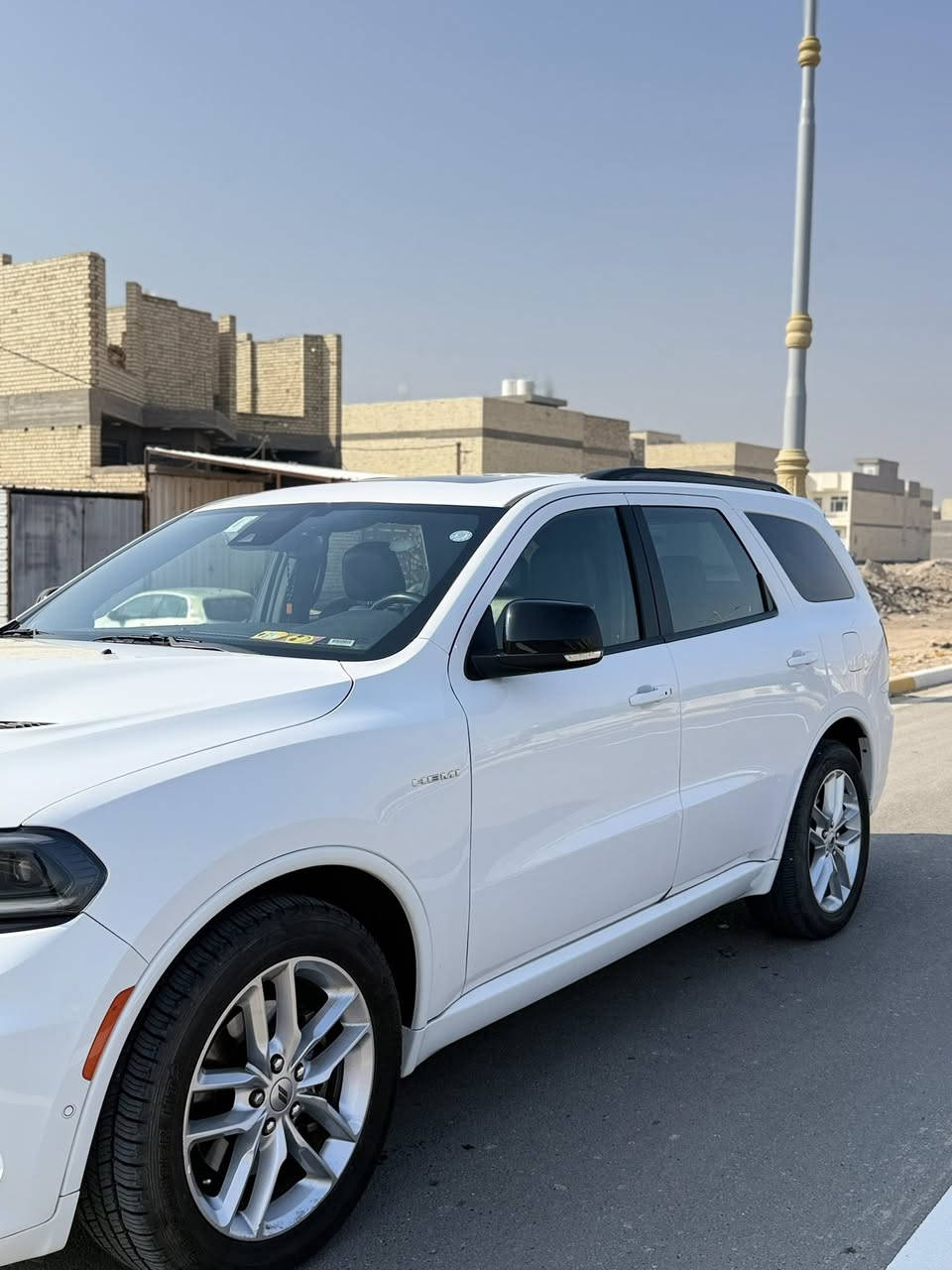 دورنكو 2023 RT فول الفول1/1
السلام عليكم دورنكو 2023 وارد امريكي 

حادث جدا جدا بسيط بدون اي دواخل بدون ايرباك صلحته على ايدي رقم اربيل باسمي تحويل مباشر باسم المشتري 

السياره نظافه 100‎%‎ مثل الصور

المواصفات فول ميحتاج اذكر شنو لبالك موجود بيه 

محرك 8 سلندر 5700 

السعر 380 

مكان السياره كربلاء 

رقم الهاتف / ‭0772 378 1695‬
