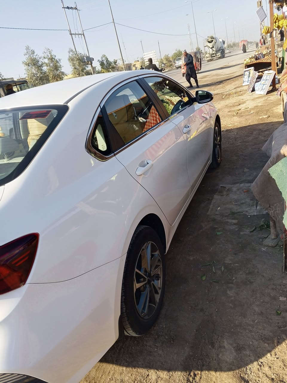 كيا سيراتو موديل 22 رقم دولي ماشيه 50مكاني ذي قار الرفاعي فتحه مريات شفط تبريد قطعتين سعر 163بسمي ***********
