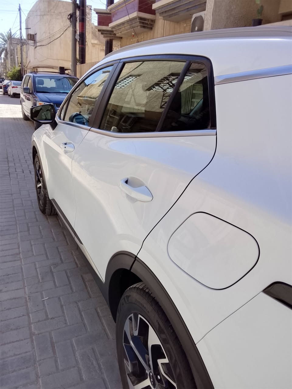 السلام عليكم اسبورتج 2023خليجي مكفوله كفاله عامه من الشخط بسمي رقم انكليزي اربيل تحويل مباشر على وضع الشركه استعمال شخصي ماشيه 70 جرص بل 120 يدك السعر 210ويبهه مجال العنوان بغداد الحريه *********** السياره فول عده الفتحه والجلد
