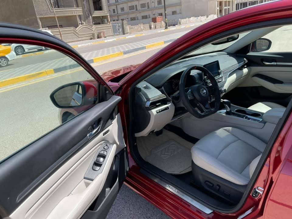 للبيع 
التواصل مع راعيها مباشر
*********** / ابو حسين
سيارة نيسان التيما ادشن وان بلاتنيوم مواصفات خاصة 
2019 الوحيده في العراق
مكينة  200cc turb
مفتوح من الشركه 280km فقط بهذه الفئه تجي مفتوحة
وارد امريكي حادث جاملق امامي فقط ضربه صطحيه 
ايرباك ستيرن راجع بلاد 
وبيهه طخه ومصلحه بمريكا جوه قبق البانزين تصليح وكاله
فول مواصفات 1/1
4 كاميرات 360 درجة
رادار امامي وخلفي وجانبي 
حساس خلفي
انارة تحت الشاصي 
توقف ذاتي رادارات 
سياقة ذاتية
248حصان 
انارة داخليه شعار التيما
السعر / 140 ورقة وبيها مجال
