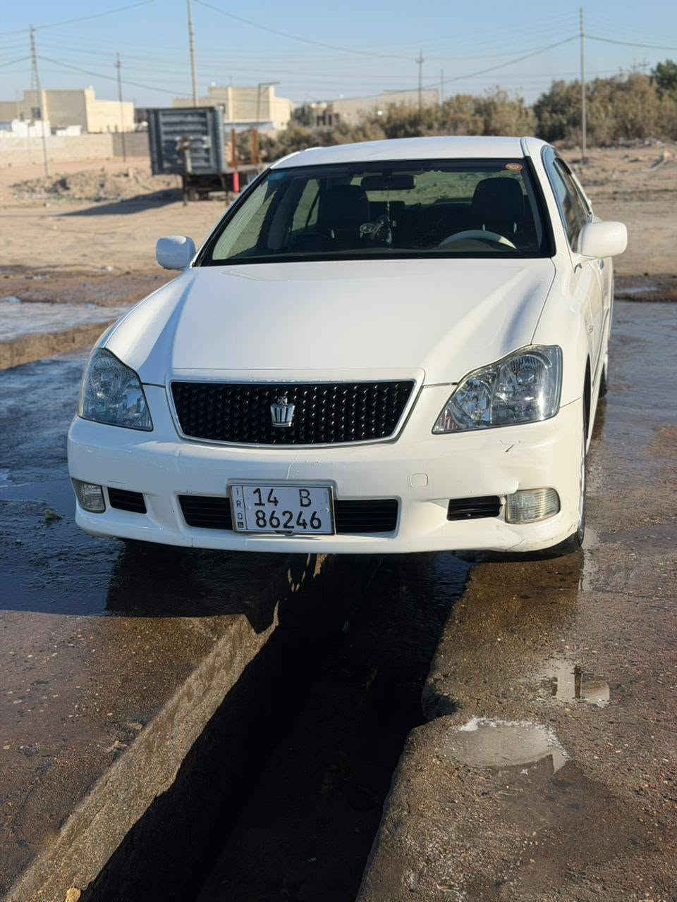 السلام عليكم للبيع فقط
كراون شاهينه 
         2006
مزاد دوله 

3دكم 

6بصمات 

تحكم ستيرن 

ليت دوران
مكولف كفاله عامه من الكص والنقل 
سنويه 30
مكينه كير حدادي يابان 
بعد موصفات بيه خير من الله 
السعر 165.   ***********
***********
