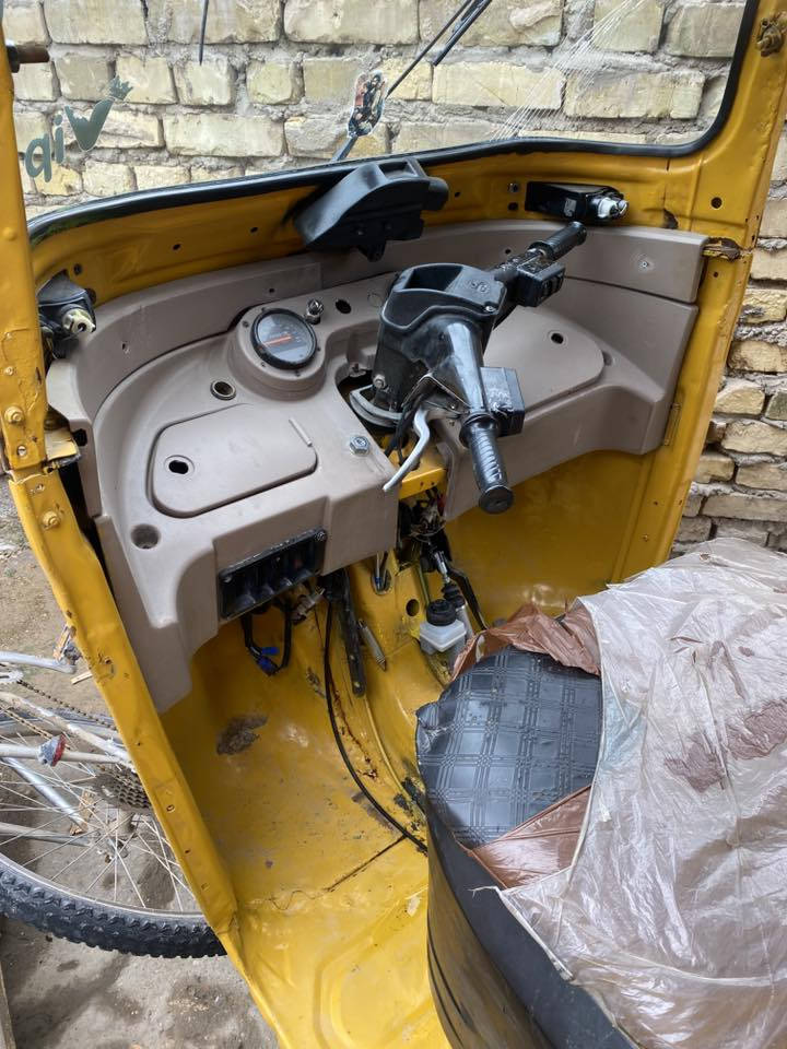 تكتك موديل 2018/شهر11 مرقمه مكاني بغداد شعله سعر 5ونص وبيه مجال رقم تواصل ***********
