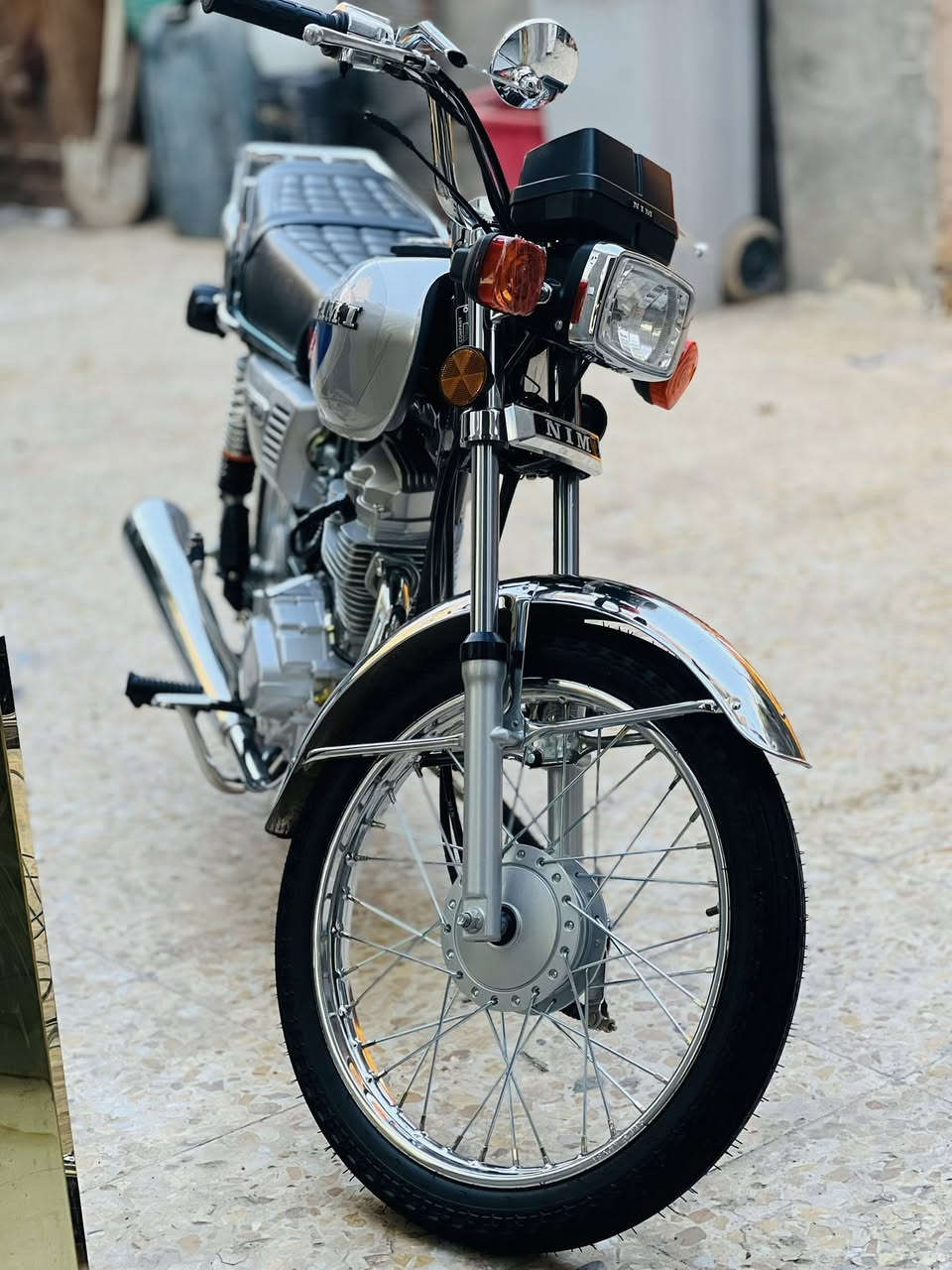 📍دراجه نامه امتياز قريب لشلامجه الشكل الجديد
📍كفاله عامه قبل سبوع طالعه من الشركه 
📍لون رصاصي 
📍 امتياز امتياز 
مامتواجد ع فيس 
تصال ع رقم ***********
اسعر خاص الموشراي لايتصل
