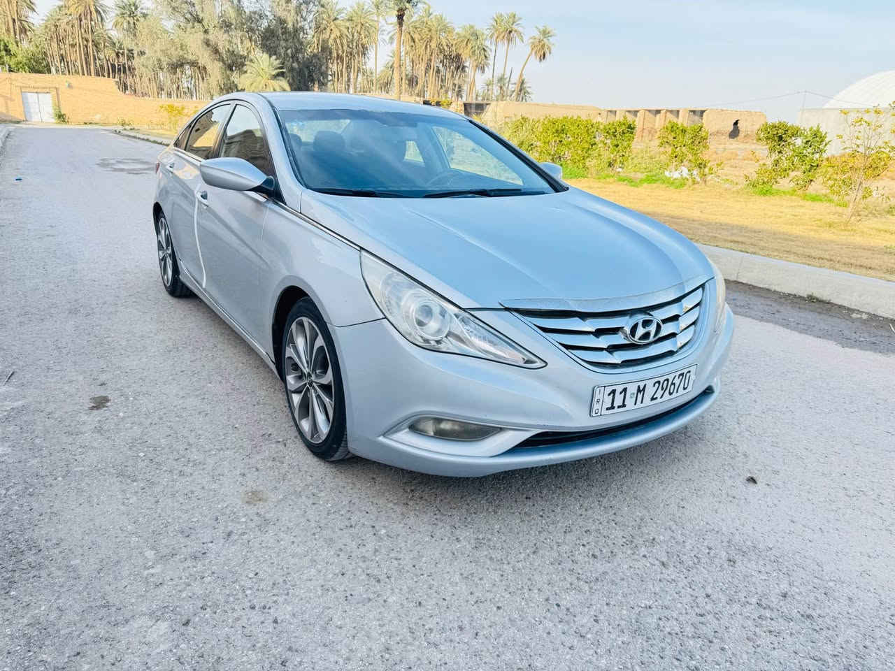 السلام عليكم هوندي سوناتا امريكي 2013   سياره بيه  بنيد مبدل فقط
بدون دوخل  سياره جاهزه من مكينه وكير وحداديه وتخم تاير 
تبريد 
موصفات سياره 

تحكمات 
انظمه قياده 
ويل كرؤم 
حساساا خلفيه 
كشافات اماميه لد
سياره هزه جديد
رقم جديد 
سعر111بيه  مجال بيسط 
مكان سياره بابل 
لاتصال ***********
*********** حلة, بابل
