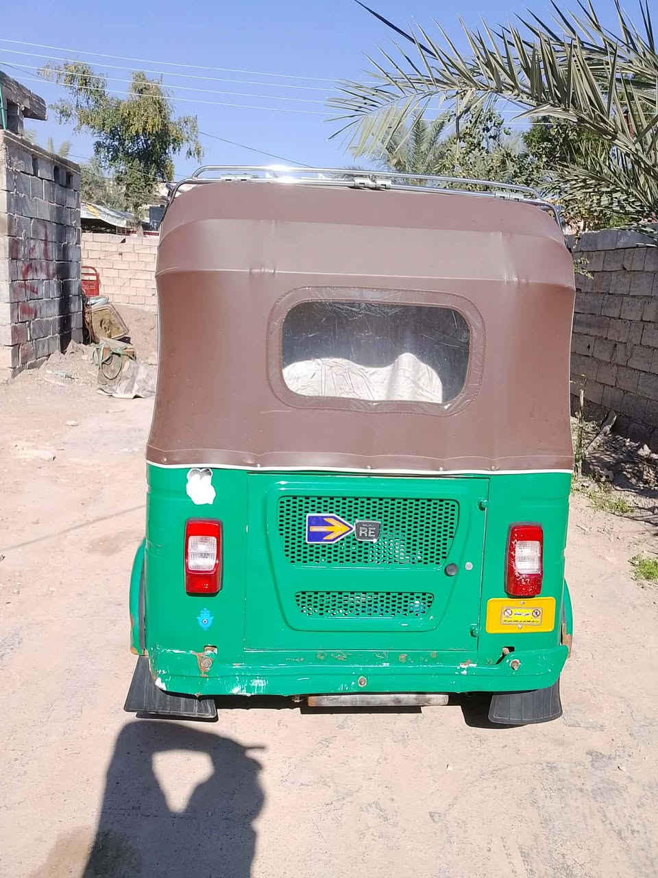 تكتك للبيع موديل ٢١ رقم بغداد بيهة بس دوس معمرة ومحرك مجفت ومضبوط سعر 7مليون او 800 مكان ديالى الخالص فلكت مصطفى جواد رقمي *********** خابر وتدلل
