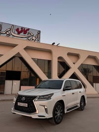 لكزس LX 570 • 2016 • دفع رباعي