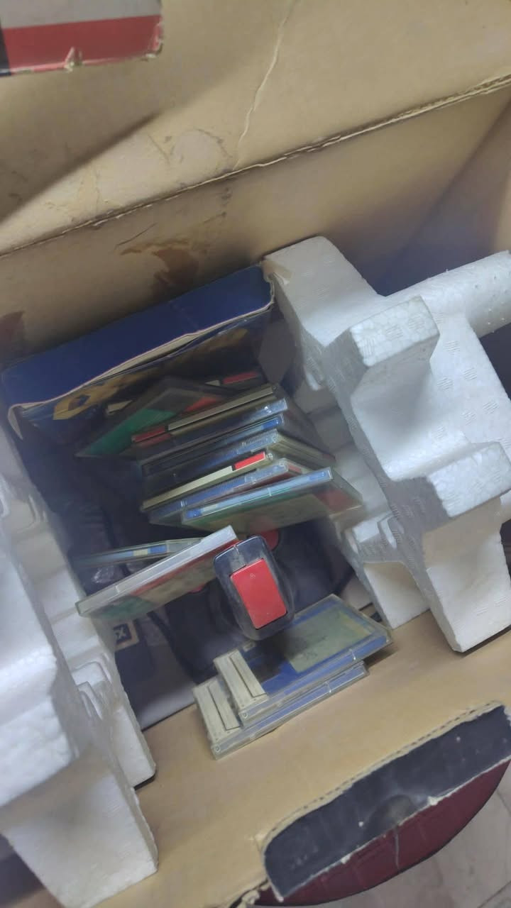 للبيع
للبيع جهازين صخرa200انتيكة مع كاترجات وفلوبيات و3جويستكات وكتب تعلمية السعر160.000اغتنمو الفرصة


**إذا كنت صاحب هذا الإعلان وتريد حذفه لأي سبب، رجاءا أرسل رسالة إلى الدعم الفني**