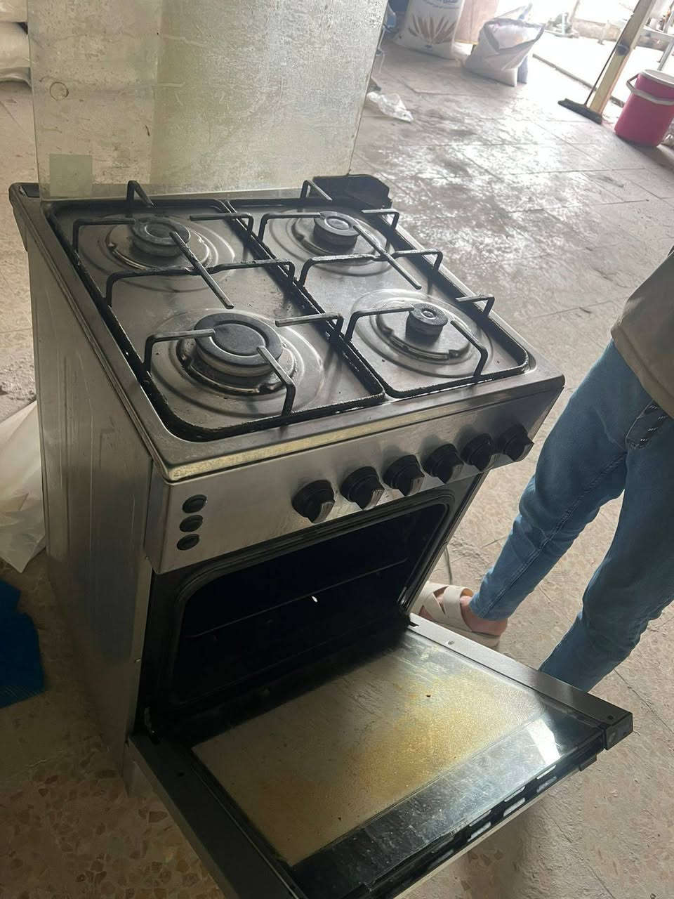 تخم 10 نفرات للبيع 
وطباخ اربع عيون نضيف وشغال مابي ضرر
عنوان نجف استفسار خاص النجف, العراق


**إذا كنت صاحب هذا الإعلان وتريد حذفه لأي سبب، رجاءا أرسل رسالة إلى الدعم الفني**