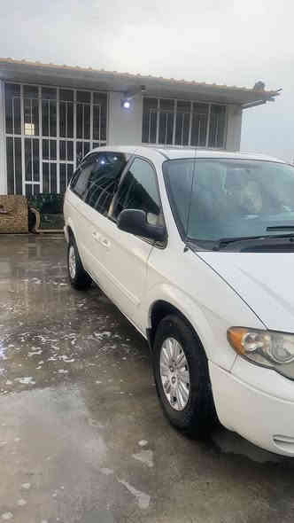 السلاك عليكم دوج  كلايسلر موديل 2007 كشنات سياحي محرك  3300
مكينة طابوكة جديدة مال حاوية سيارة نضيفة خير من الله 

بالواقع اجمل 

للاستفسار الاتصال على الرقم *********** 
السعر عالخاص 
الرقم بغداد مشروع وطني 2027 باسمي
