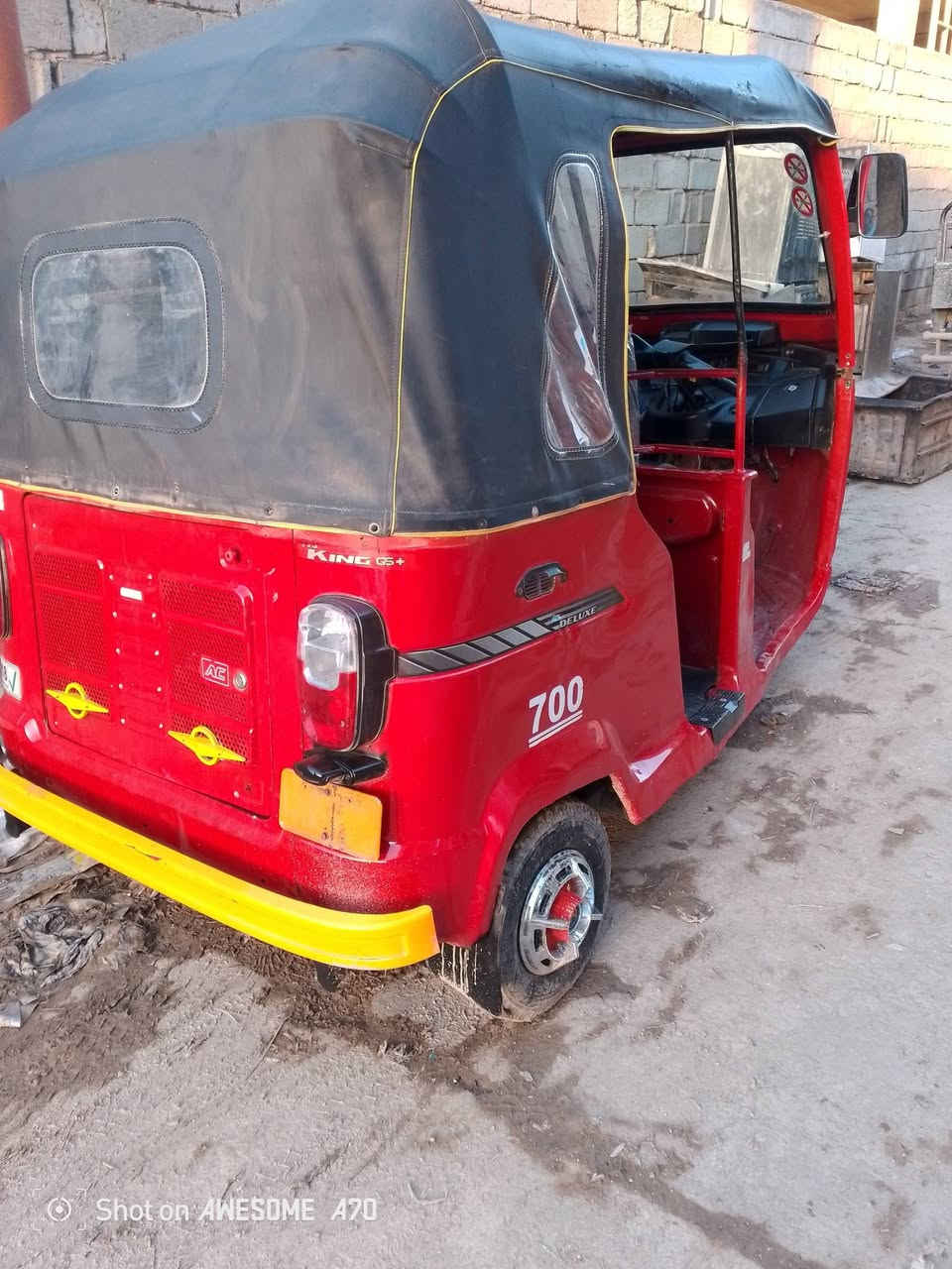 تكتك TVS للبيع نضافه عامه تكتك جاهزه من حيث كلشي مصبوغه جماليه مامتواجد خاص دك عليه بيك خير وتدلل ***********
