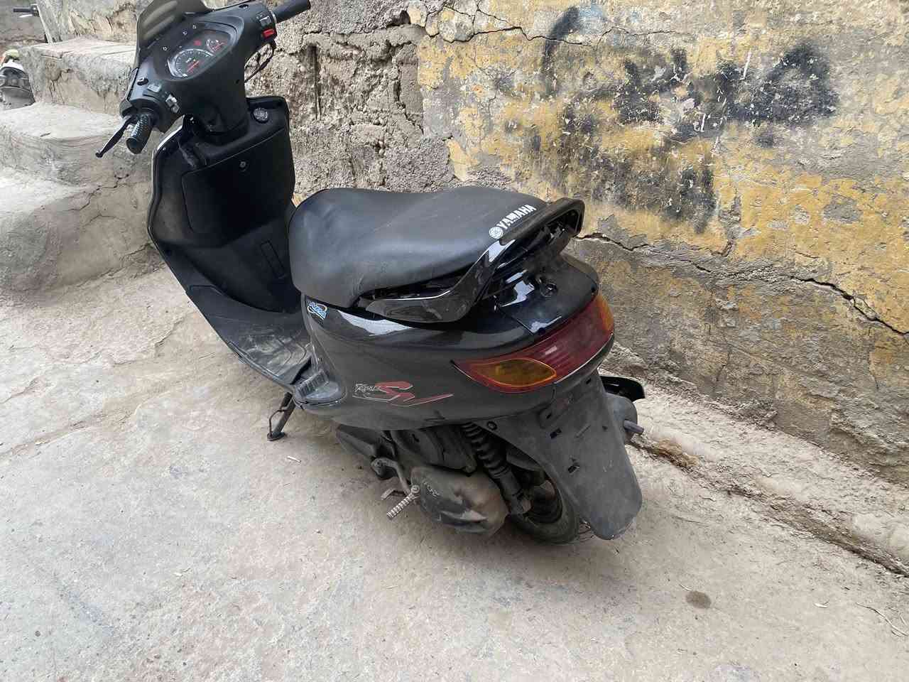 سلام عليكم دراجة جديدة للبيع مكفولة ماصارلها اقل الاسبوع من طالعة من الرمبة جديدة بمعنى الكلمة مكاني حلة المركز ما متواجد على الخاص ‭
‭0781 491 4796‬
