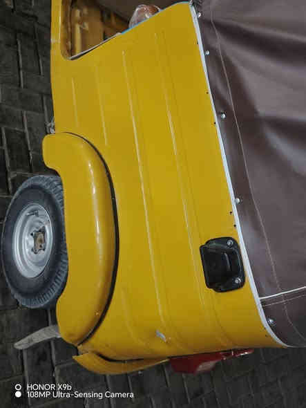 تكتك لبيع موديل ٢٠ رقم بغداد تحويل مباشر  ***********
