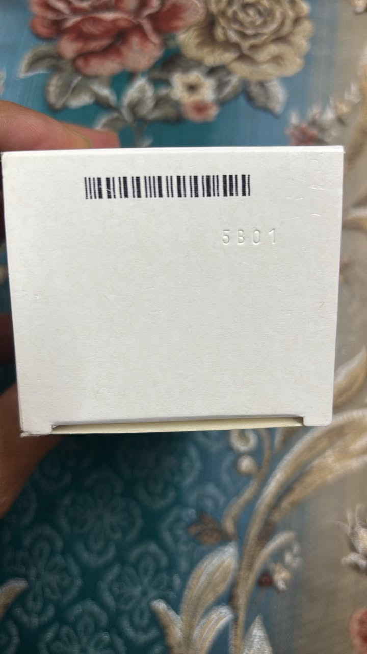 السلام عليكم ورحمه الله
كل عام وانتو بالف خير اخواني
عطور للبيع فقط
سوفاج ايدي بارفام 130 الف قفل
كارتير 80 الف 
كلوب دي نوي لمتدد اديشن سعر 70 الف غير مستخدم


**إذا كنت صاحب هذا الإعلان وتريد حذفه لأي سبب، رجاءا أرسل رسالة إلى الدعم الفني**