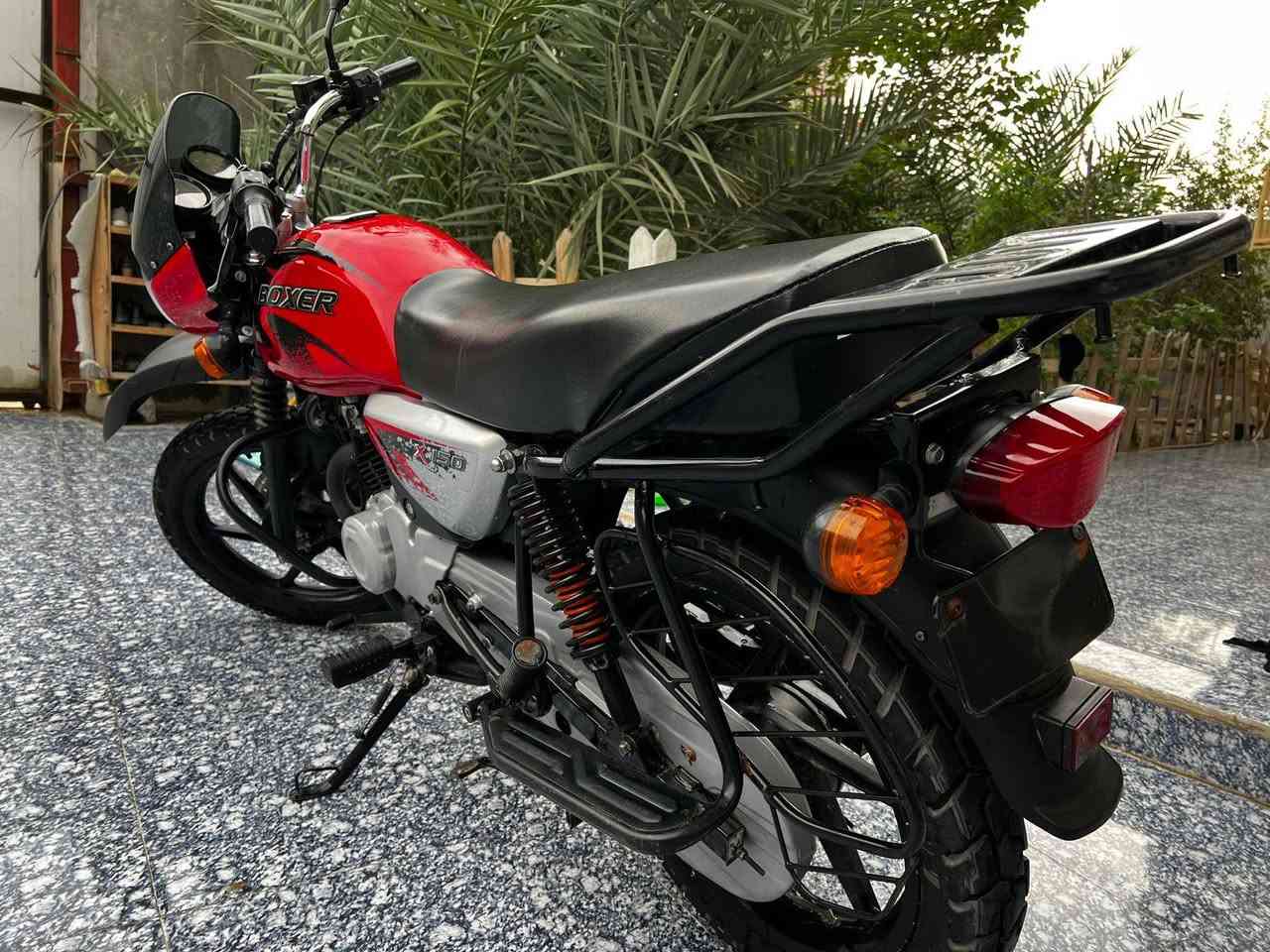 سلام عليكم بوكسر مديل 22 نضيفهه حيل ما مفتوحه ولا ملعوب بمحركها مالت جناي وموضف رقم سنويه كامل رقم
***********
