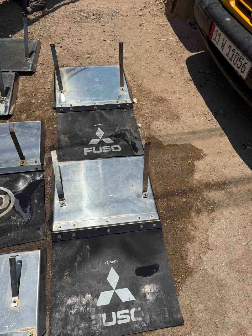 جاملغات هينو اصلي ياباني اخوان ابيع شلع كلهن القطعه على 50 الف كلهن مابيع مفرد
بغداد المعامل 

***********
