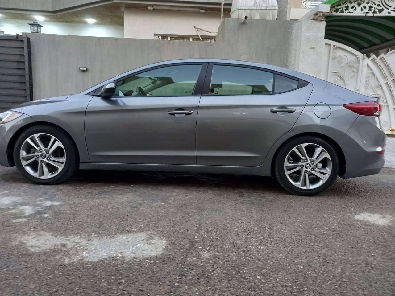 النترا وارد امريكي موديل١٨.. حادثهة بس بنيد مبدل للبيع السعر ١١٥/مكاني الكوت اتصال /***********//***********
