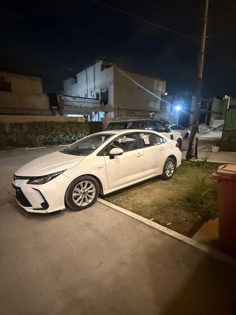 كورلا 2024 هايبرد
السياره جديده بمعنى الكلمة
رقم بغداد بااسمي هزه ورقم  جديد 
ميحتاج اذكر مواصفات 
السياره مكفوله كفاله عامه حته من البارد 
بيها 5 رصعات متبين الا بالسونر بالقماره مال حالوب 
السياره بسعر مناسب جدا 
لمعرفة السعر اتصل على الرقم ***********
او واتساب 
ماشيه 22 الف 
تخم تاير قبل اسبوع مبدله
مكان السياره بغداد الجديده رئاسة المعلمين
