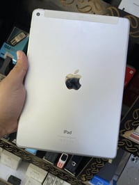 ايباد اير 2 ذاكره 64 شخط مابي  بسعر 100 الف✅ 07727240060📲