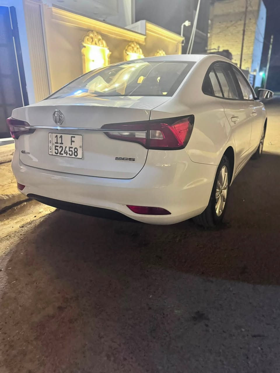 السلام عليكم للبيع mg2025
كفاله عامه ماشيه 11الف سياره كلش جديده 
رقم بغداد تريد تحويل او وكاله 
مكاني واسط الصويره 

***********
