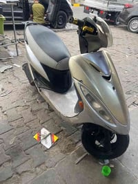 شباب دراجه كامكو جي فور البيع السعر 350وبيه مجال رقمي 07879727528