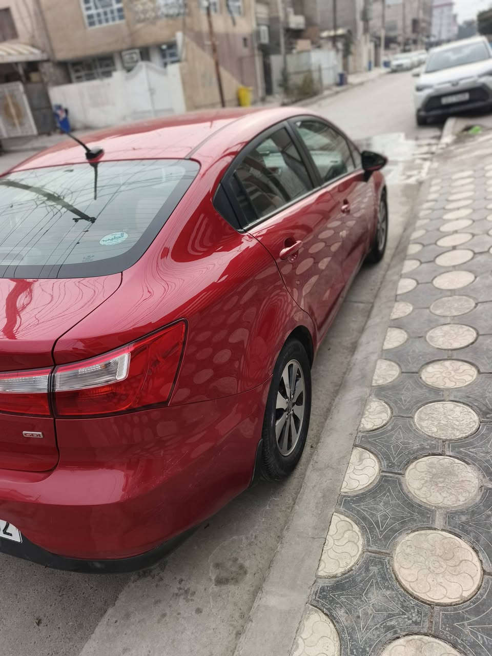 السلام عليكم كيا ريو موديل 2017 رقم بغداد انكليزي
ماشية 52 حقيقي
وارد امريكي امبدل بس بنيد اصلي
شاشة كامرة تحكم استيرن 
تخم تاير نضافة السيارة فول
عنوان بغداد الطالبية 
للستفسار ***********
السعر 110 وبيها مجال
