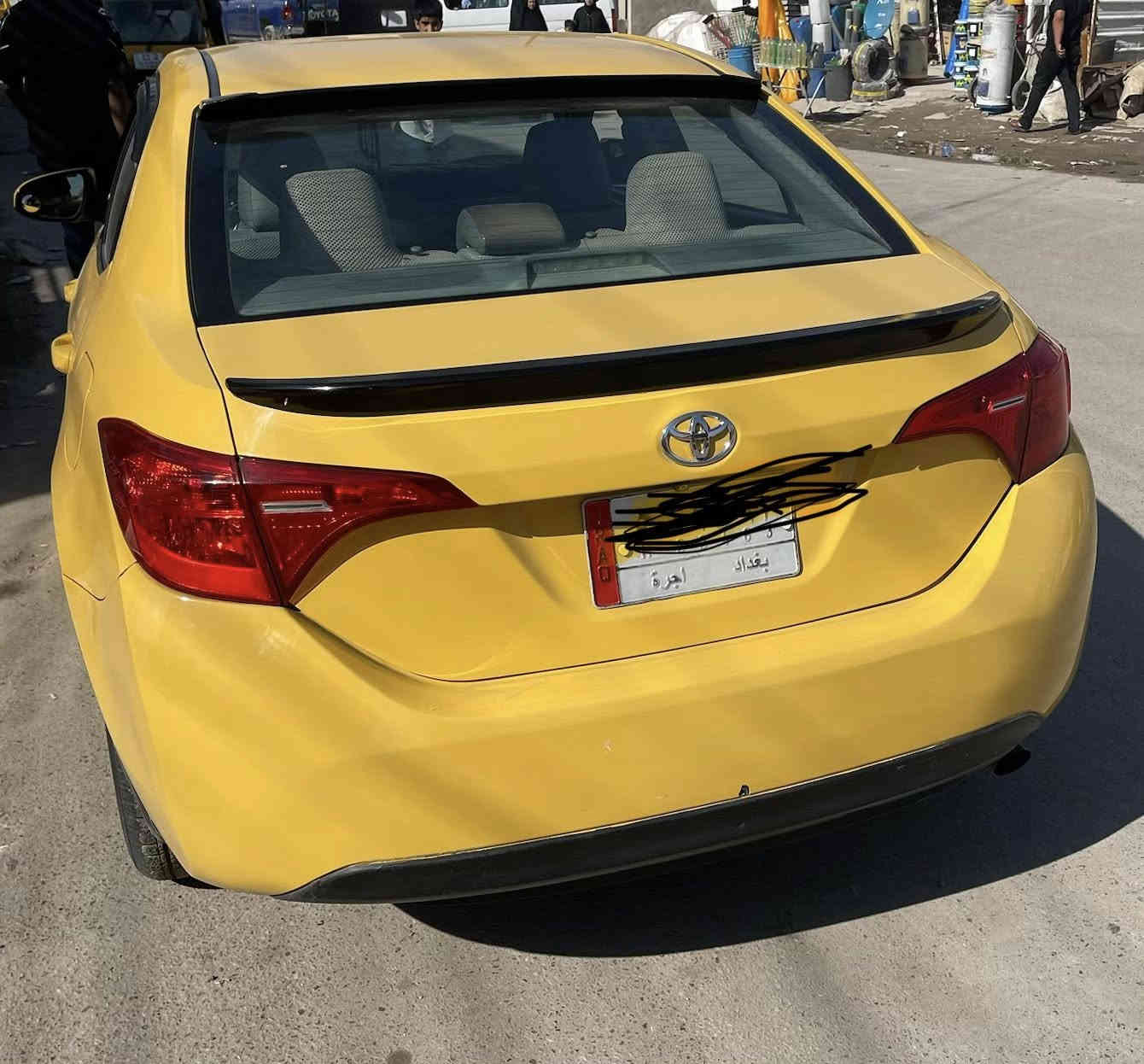 كورلا موديل ١٥ تخم تاير جديد مكينة وكير خير من اللة تبريد شغال ثلج سعرها ١٢٨ ورقة باتري جديد صدر جديد 
أي استفسار ***********
السيارة جاهزة من كلشي 
مكاني بغداد
