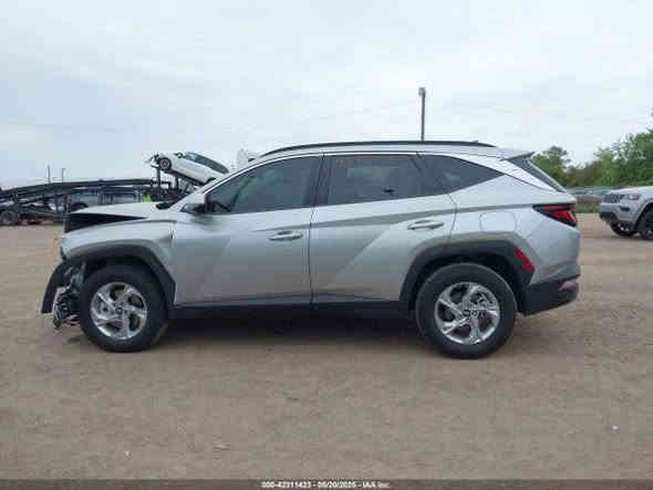 توسان 2024 محرك 2500 مواصفات فول عده بنراما ابيعه واصله دبي سعره 115 ورقه 
موعد وصول 12/7  
***********
