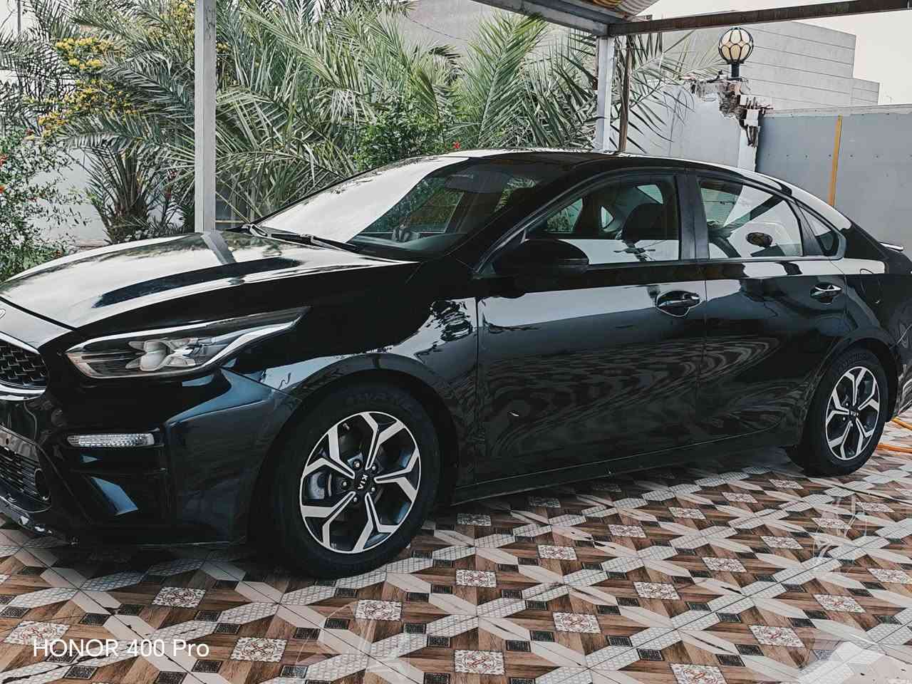 كيا فورتي 2019 حادثها جاملغ و بنيد حادثها بسيط سيارة مواصفات ماشيه 73 الف 
سيارة جديده و جاهزة 
رادار امامي و نقطه عمياء حساس خلفي كامرة خلفي شاشه تحكمات تحديد مسار 
محرك 2000 دوش ما مفتوح رقم قادسيه سنويه لل28 تحويل مباشر 
العنوان ديوانيه 
***********
السعر 125
